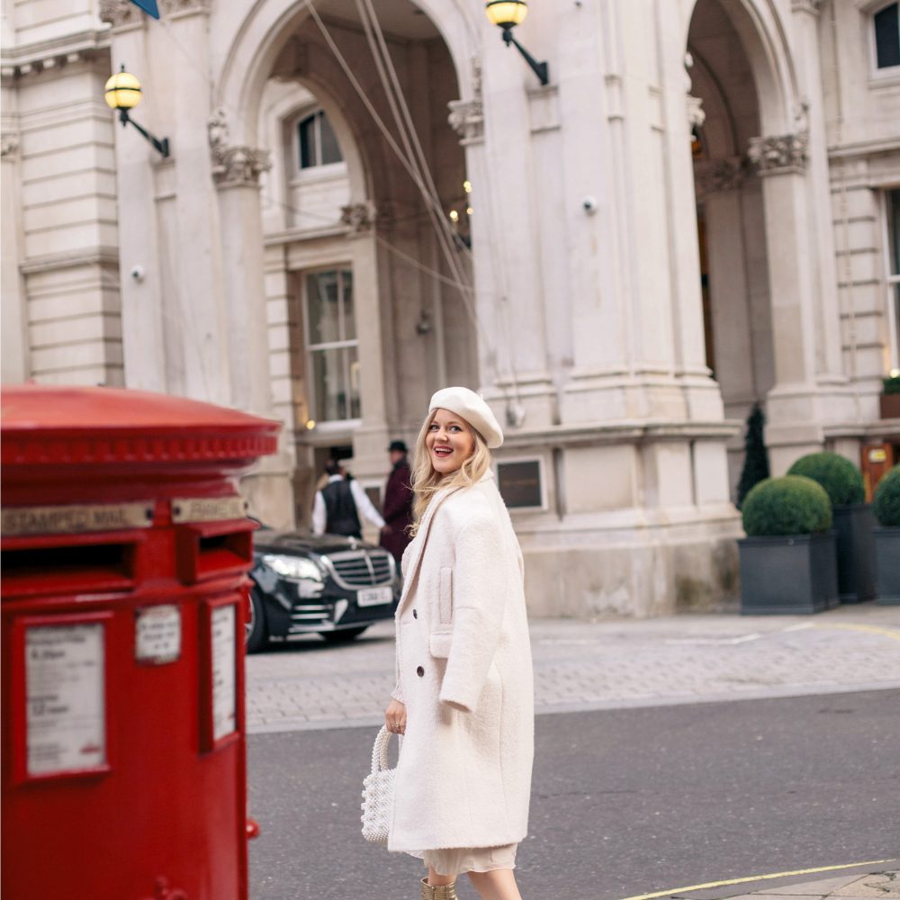 Winter Whites (or How to Dress When You’re Tired of Winter)